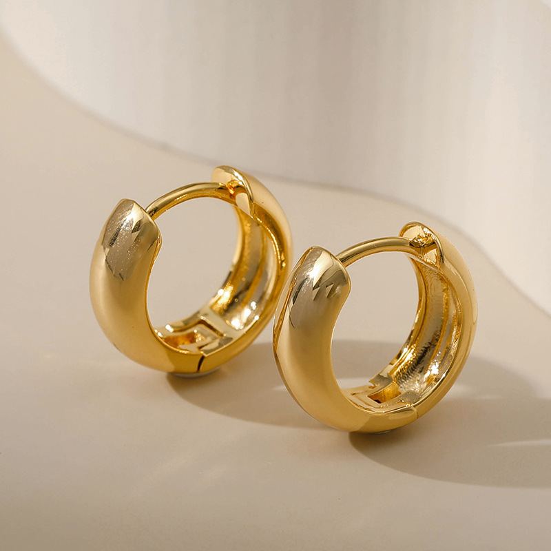 Conch Earring Hoop - Boucles d'oreilles créoles simples Prime Circle